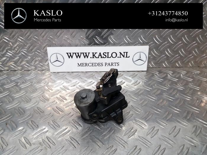 Begagnade Vortexventilmotor Mercedes C (W204) 3.0 C-320 CDI V6 24V Pris på förfrågan erbjuds av kaslo auto parts