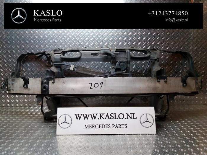 Używane Panel przedni Mercedes CLK (C209) 2.6 240 V6 18V Cena na żądanie oferowane przez kaslo auto parts