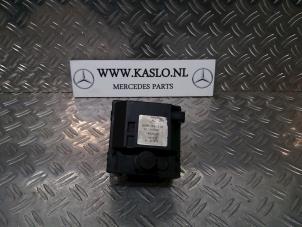 Used Radiator fluid heating module Mercedes C-Klasse Price on request offered by kaslo auto parts