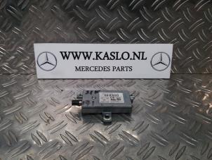 Used Antenna Amplifier Mercedes SLK (R171) 1.8 200 K 16V Price on request offered by kaslo auto parts