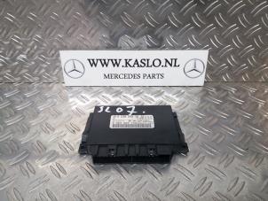 Used PDC Module Mercedes SL (R230) 3.5 SL-350 V6 24V Price € 50,00 Margin scheme offered by kaslo auto parts