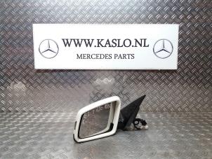 Used Wing mirror, left Mercedes E Estate (S212) E-220 CDI 16V BlueEfficiency,BlueTEC Price € 150,00 Margin scheme offered by kaslo auto parts
