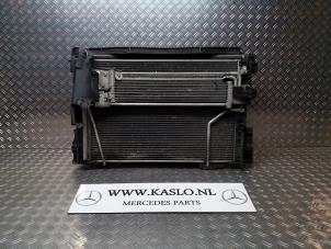 Used Oil cooler Mercedes E (W212) E-350 CDI V6 24V BlueEfficiency Price on request offered by kaslo auto parts