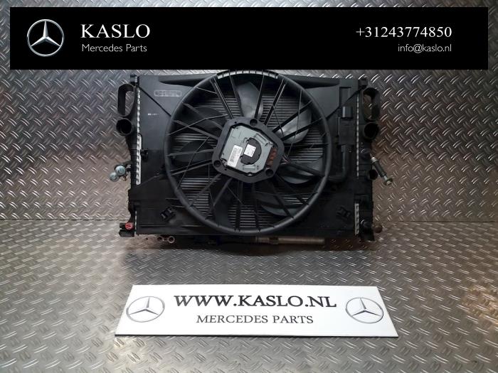 Gebrauchte Kühlerventilator Mercedes CLS (C219) 350 3.5 V6 18V Preis € 175,00 Margenregelung angeboten von kaslo auto parts