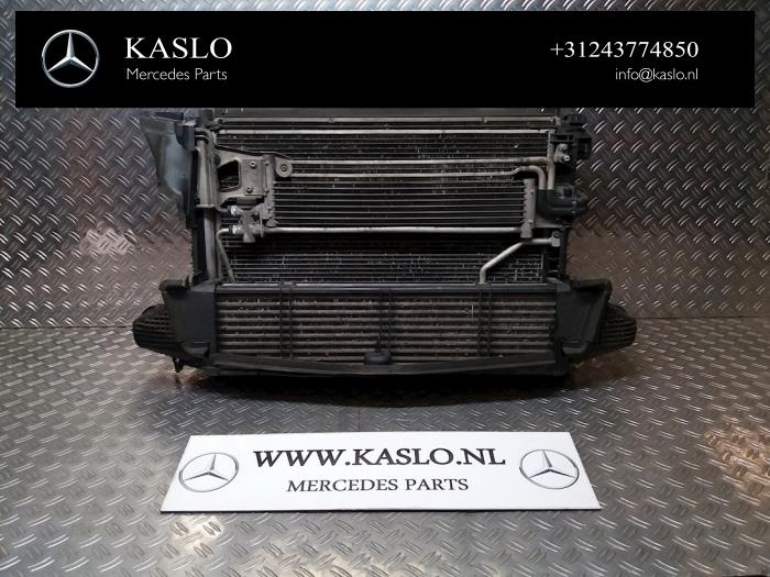 Usagé Intercooler Mercedes C (W204) 3.0 C-320 CDI V6 24V Prix € 50,00 Règlement à la marge proposé par kaslo auto parts