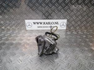 Used EGR valve Mercedes SL (R230) 3.7 SL-350 V6 18V Price on request offered by kaslo auto parts