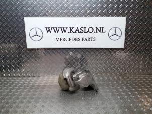 Usados Soporte de motor Mercedes SL (R230) 3.7 SL-350 V6 18V Precio de solicitud ofrecido por kaslo auto parts