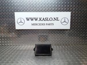 Used Interior display Mercedes C (C204) 1.8 C-180 CGI 16V BlueEfficiency Price on request offered by kaslo auto parts