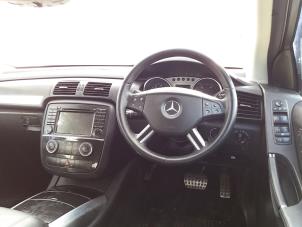 Usagé Commutateur combi vitres Mercedes R (W251) 3.0 320 CDI 24V 4-Matic Prix sur demande proposé par kaslo auto parts