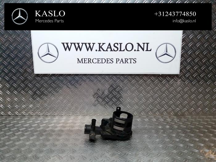 Begagnade Vattenpump Mercedes E (W212) E-220 CDI 16V BlueEfficiency Pris € 50,00 Marginaltabell erbjuds av kaslo auto parts