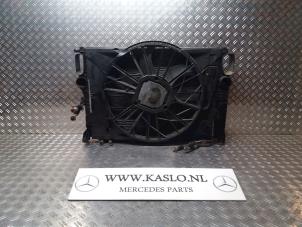 Usados Ventilador de radiador Mercedes CLS (C219) 350 CDI 24V Precio de solicitud ofrecido por kaslo auto parts