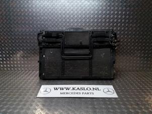 Used Radiator Mercedes S (W221) 3.0 S-280 24V Price € 150,00 Margin scheme offered by kaslo auto parts