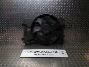 Used Radiator fan Mercedes C (W203) 2.2 C-220 CDI 16V Price on request offered by kaslo auto parts
