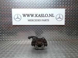 Usagé Etrier de frein arrière droit Mercedes SL (R230) 5.0 SL-500 V8 24V Prix € 75,00 Règlement à la marge proposé par kaslo auto parts