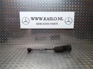 Usagé Barre d'accouplement gauche Mercedes SL (R230) 5.0 SL-500 V8 24V Prix € 50,00 Règlement à la marge proposé par kaslo auto parts