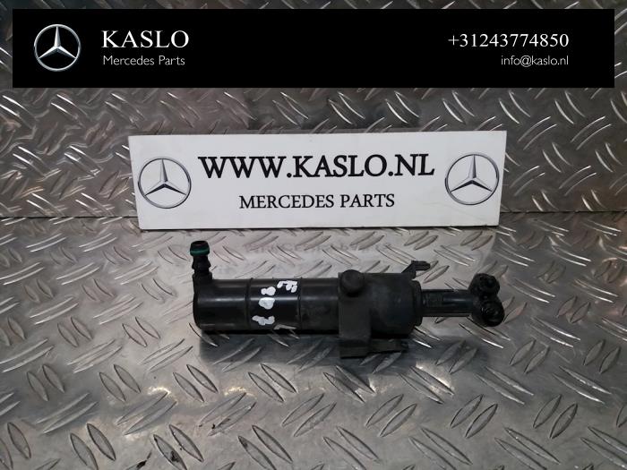 Używane Spryskiwacz reflektorów Mercedes E (C207) E-250 CDI 16V Cena € 25,00 Procedura marży oferowane przez kaslo auto parts