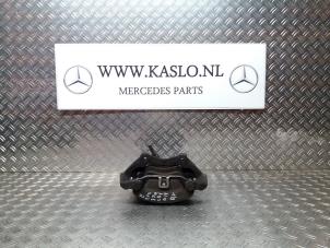 Gebrauchte Bremszange rechts vorne Mercedes E Estate (S212) E-350 CDI V6 24V BlueEfficiency Preis auf Anfrage angeboten von kaslo auto parts