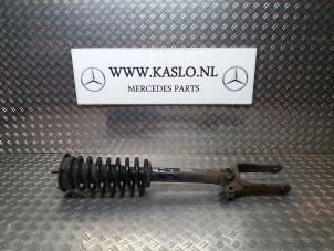 Used Front shock absorber rod, left Mercedes R (W251) 3.0 320 CDI 24V 4-Matic Price on request offered by kaslo auto parts