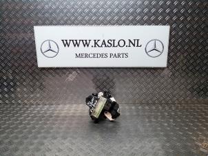 Used Diesel pump Mercedes ML II (164/4JG) 3.0 ML-320 CDI 4-Matic V6 24V Price € 175,00 Margin scheme offered by kaslo auto parts