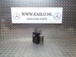 Usagé Pompe ABS Mercedes SLK (R171) Prix € 150,00 Règlement à la marge proposé par kaslo auto parts