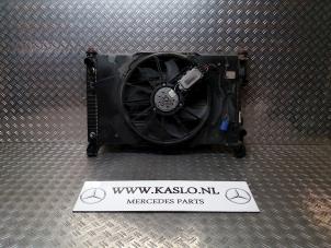 Used Radiator fan Mercedes A (W169) 2.0 A-180 CDI 16V Price € 100,00 Margin scheme offered by kaslo auto parts