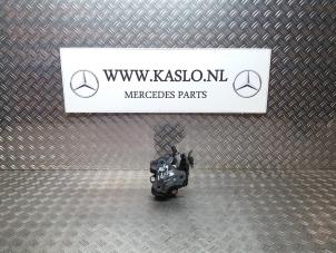 Gebrauchte Hochdruckpumpe Mercedes A (W169) 2.0 A-180 CDI 16V Preis auf Anfrage angeboten von kaslo auto parts