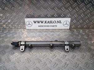 Used Fuel injector nozzle Mercedes E (W212) E-350 CDI V6 24V BlueEfficiency Price € 75,00 Margin scheme offered by kaslo auto parts