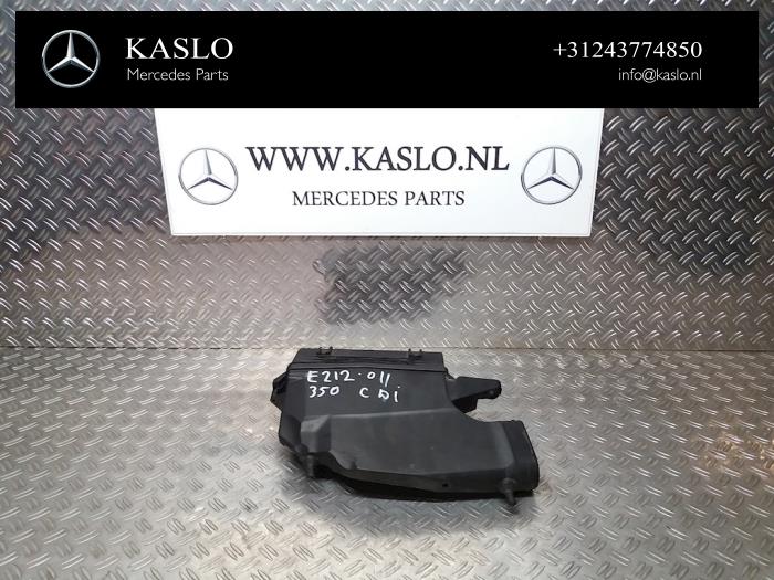 Begagnade Luftfilterhus Mercedes E (W212) E-350 CDI V6 24V BlueEfficiency Pris på förfrågan erbjuds av kaslo auto parts