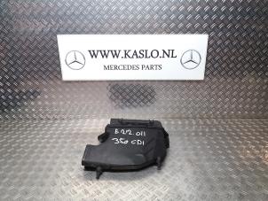 Usados Cuerpo de filtro de aire Mercedes E (W212) E-350 CDI V6 24V BlueEfficiency Precio de solicitud ofrecido por kaslo auto parts