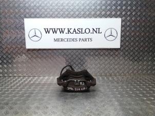 Usagé Etrier de frein (pince) avant droit Mercedes C (W204) 3.0 C-320 CDI V6 24V Prix sur demande proposé par kaslo auto parts