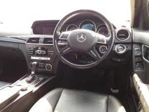 Używane Wyswietlacz wewnetrzny Mercedes C (W204) 2.2 C-200 CDI 16V BlueEFFICIENCY Cena € 50,00 Procedura marży oferowane przez kaslo auto parts