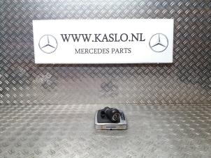 Used Gear stick Mercedes E (W212) E-250 CDI 16V BlueEfficiency Price € 50,00 Margin scheme offered by kaslo auto parts