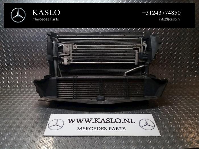 Usagé Intercooler Mercedes E (C207) E-350 CDI V6 24V Prix sur demande proposé par kaslo auto parts