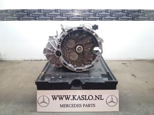 Używane Skrzynia biegów Mercedes A (W176) 1.6 A-180 16V Cena € 750,00 Procedura marży oferowane przez kaslo auto parts
