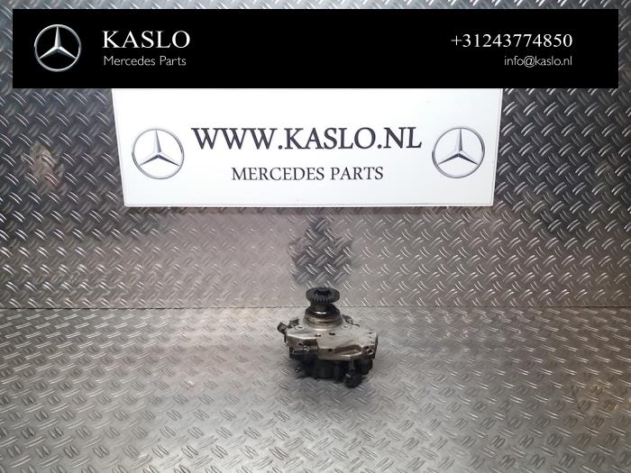 Begagnade Högtryckspump Mercedes CLS (C219) 320 CDI 24V Pris € 175,00 Marginaltabell erbjuds av kaslo auto parts