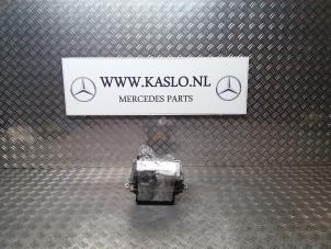 Used Ignition lock + computer Mercedes A (W169) 2.0 A-180 CDI 16V 5-Drs. Price € 200,00 Margin scheme offered by kaslo auto parts