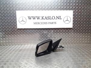 Used Wing mirror, left Mercedes E (W212) E-300 BlueTec Hybrid V6 24V Price € 150,00 Margin scheme offered by kaslo auto parts