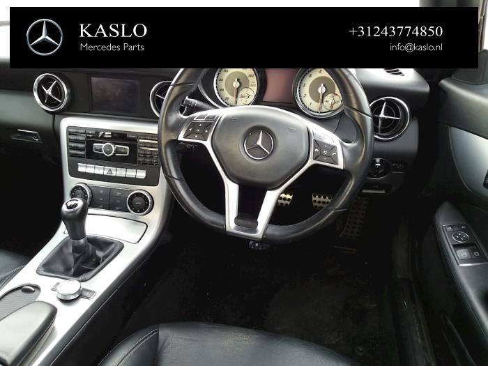 Używane Przycisk I-Drive Mercedes SLK (R172) 1.8 200 16V BlueEFFICIENCY Cena € 100,00 Procedura marży oferowane przez kaslo auto parts