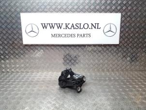 Usagé Support (divers) Mercedes E (W212) E-250 CDI 16V BlueEfficiency Prix sur demande proposé par kaslo auto parts