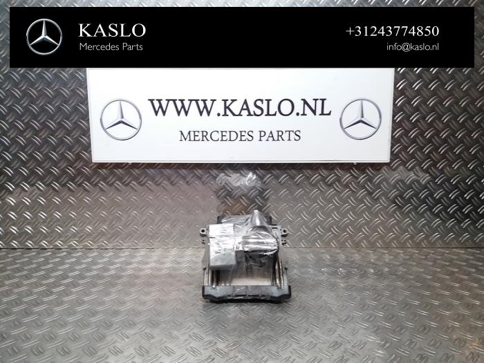 Used Ignition lock + computer Mercedes E (C207) E-350 CDI V6 24V Price € 350,00 Margin scheme offered by kaslo auto parts
