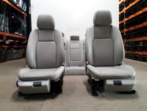 Used Seats + rear seat (complete) Mercedes C (W204) 2.2 C-220 CDI 16V BlueEFFICIENCY Price on request offered by kaslo auto parts