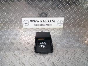 Usados Módulo de navegación Mercedes CLA (117.3) 1.6 CLA-180 16V Precio € 25,00 Norma de margen ofrecido por kaslo auto parts
