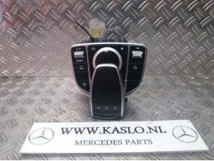 Używane Przycisk I-Drive Mercedes C (C205) C-220d 2.2 16V BlueTEC Cena € 150,00 Procedura marży oferowane przez kaslo auto parts