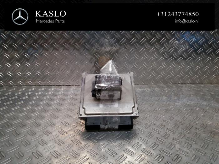 Used Ignition lock + computer Mercedes CLA (117.3) 2.2 CLA-220 CDI, 220 d 16V Price € 200,00 Margin scheme offered by kaslo auto parts