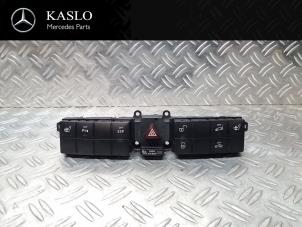 Used Seat heating switch Mercedes CLC (C203) 1.8 180 Kompressor 16V Price on request offered by kaslo auto parts