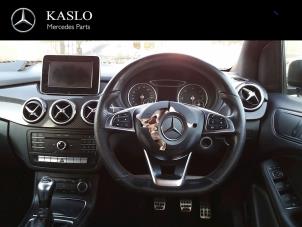 Used I-Drive knob Mercedes B (W246,242) 1.5 B-180 CDI 16V Price € 20,00 Margin scheme offered by kaslo auto parts