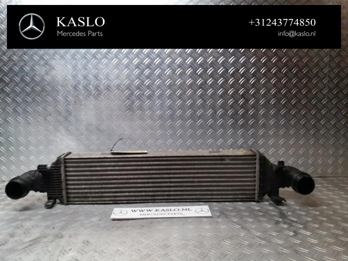 Usados Intercooler Mercedes C (W204) 2.2 C-220 CDI 16V BlueEFFICIENCY Precio € 50,00 Norma de margen ofrecido por kaslo auto parts