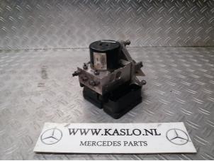 Used ABS pump Mercedes SLK (R172) 2.1 250 CDI 16V BlueEFFICIENCY Price € 200,00 Margin scheme offered by kaslo auto parts