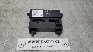 Używane Sterownik dachu cabrio Mercedes SLC (R172) 2.1 250 d 16V Cena € 200,00 Procedura marży oferowane przez kaslo auto parts