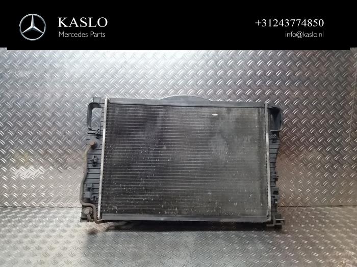 Gebrauchte Kühler Mercedes CLS (C219) 350 CGI 3.5 V6 24V Preis auf Anfrage angeboten von kaslo auto parts